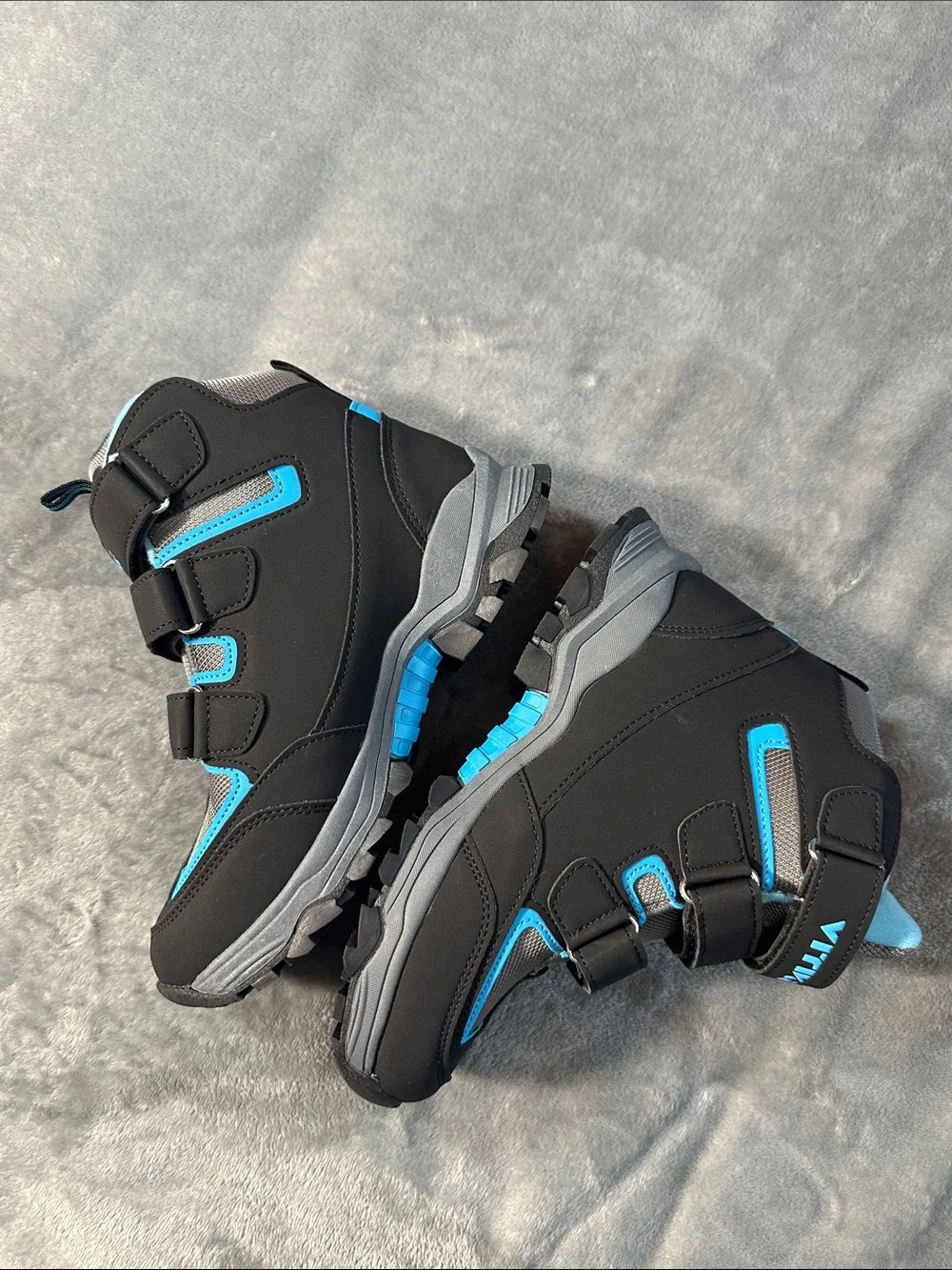 NWOT VITIKE Hiking Snow Boots Sz 37 or US 5-5.5 BOYS